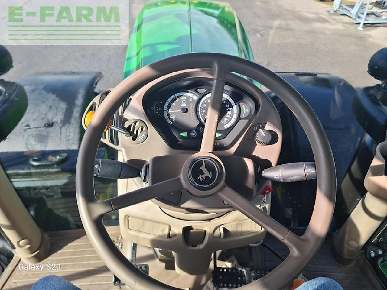 Farm tractor John Deere 6215r: picture 8