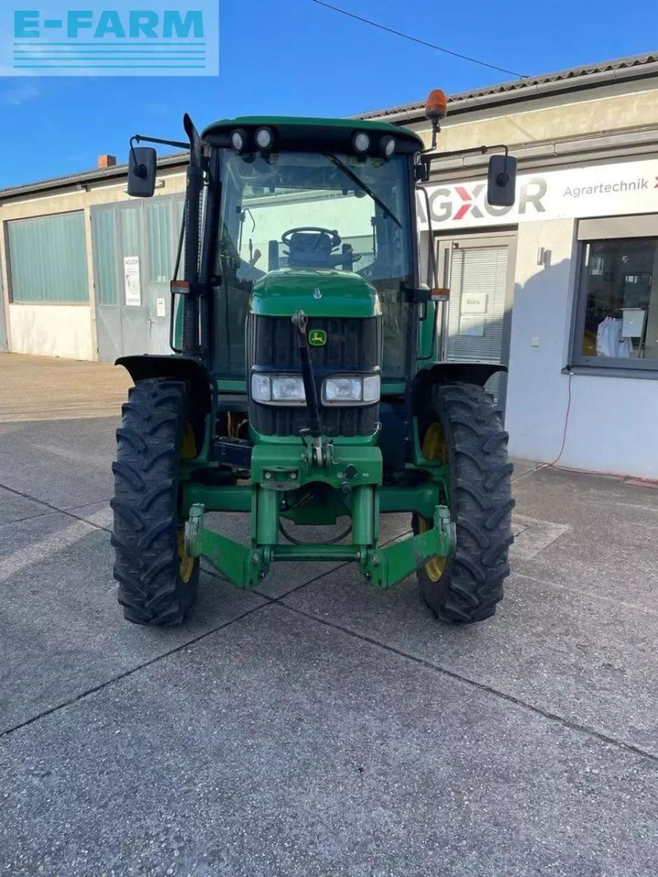 John Deere 6320 premium - Farm tractor: picture 2 John Deere 6320 premium - Farm tractor: picture 2