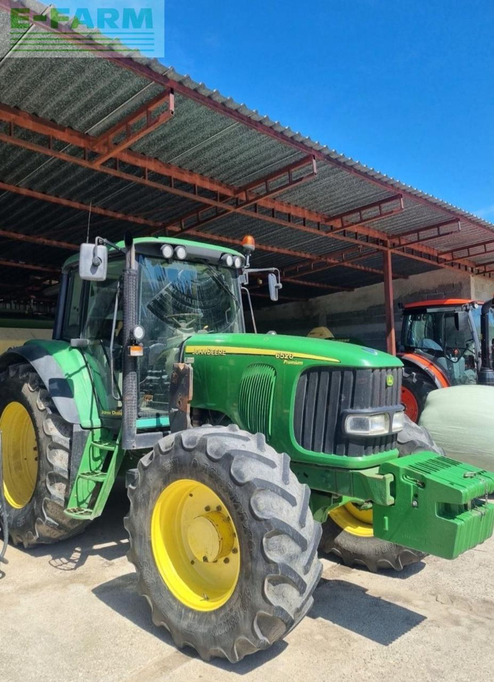 John Deere 6520 - Farm tractor: picture 2 John Deere 6520 - Farm tractor: picture 2