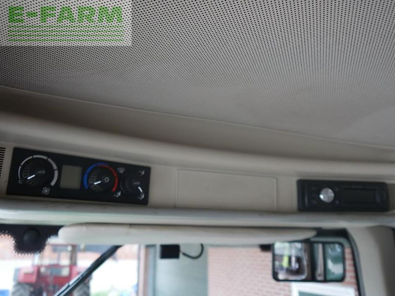 Farm tractor John Deere 6930 premium autopowr: picture 10