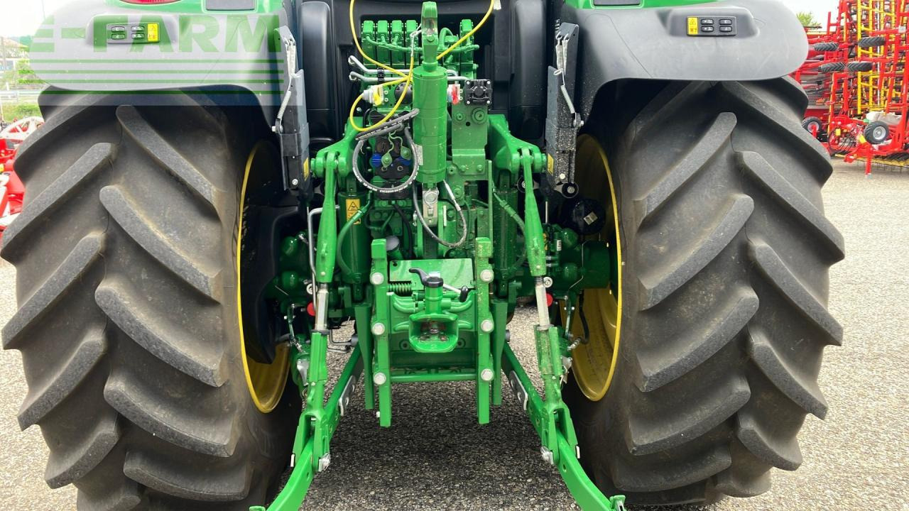 Farm tractor John Deere 6R 185: picture 15
