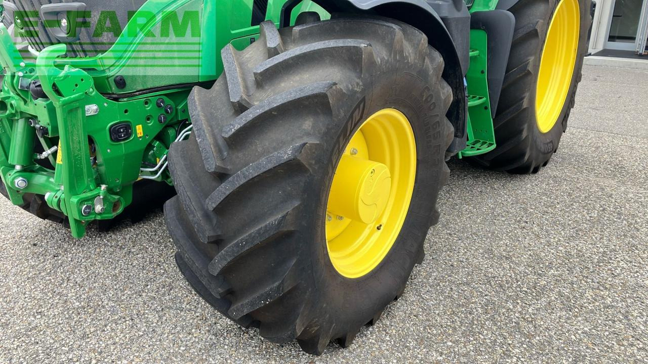 Farm tractor John Deere 6R 185: picture 9