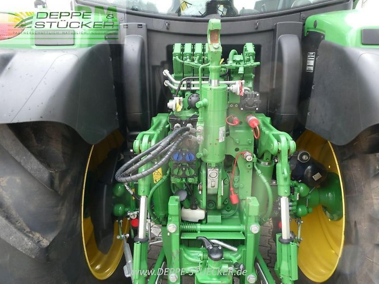 Farm tractor John Deere 6r 150: picture 6