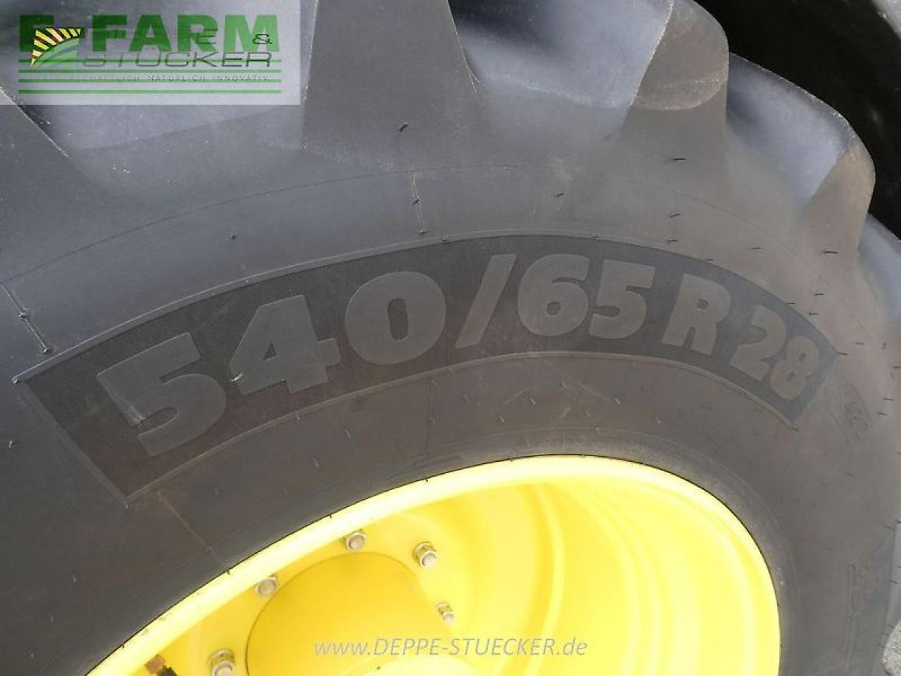Farm tractor John Deere 6r 150: picture 11