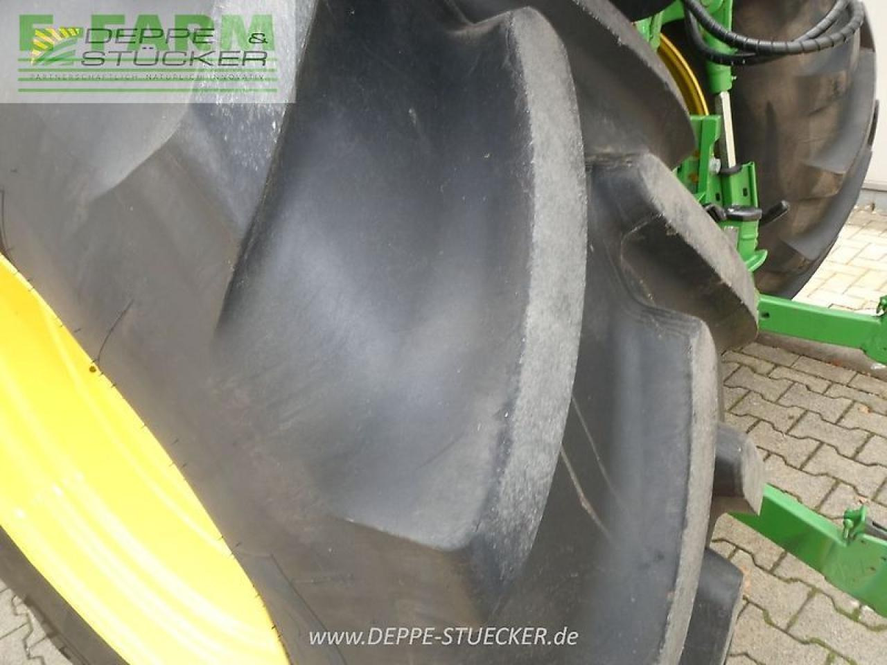Farm tractor John Deere 6r 150: picture 14