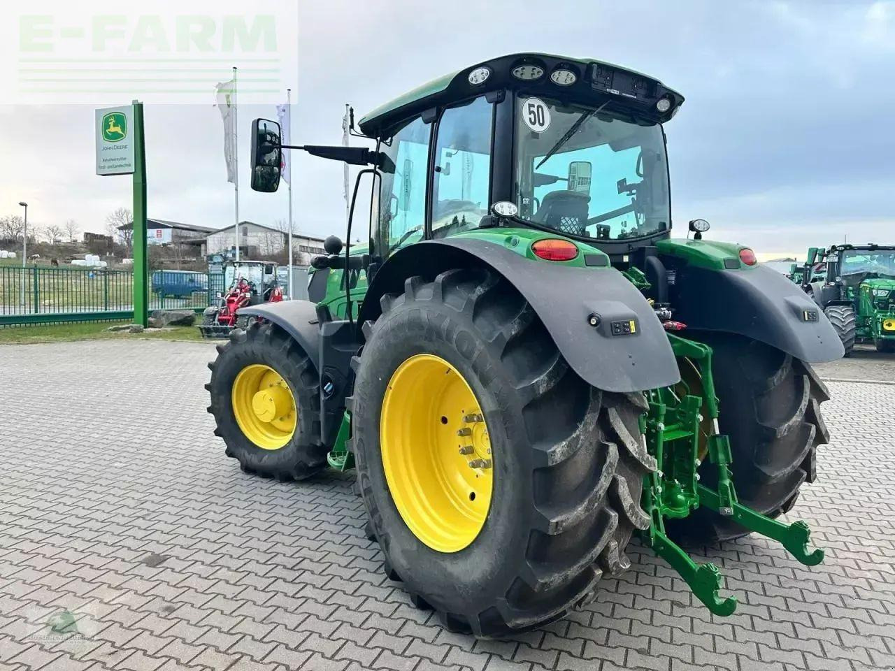 John Deere 6r 185 - Farm tractor: picture 4 John Deere 6r 185 - Farm tractor: picture 4