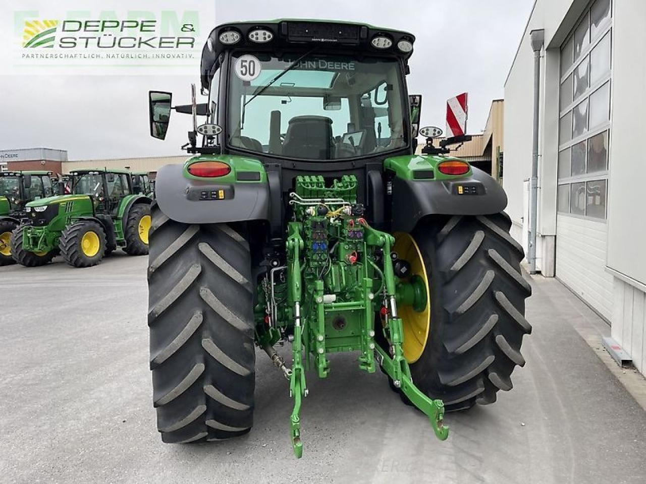 Farm tractor John Deere 6r 185: picture 11