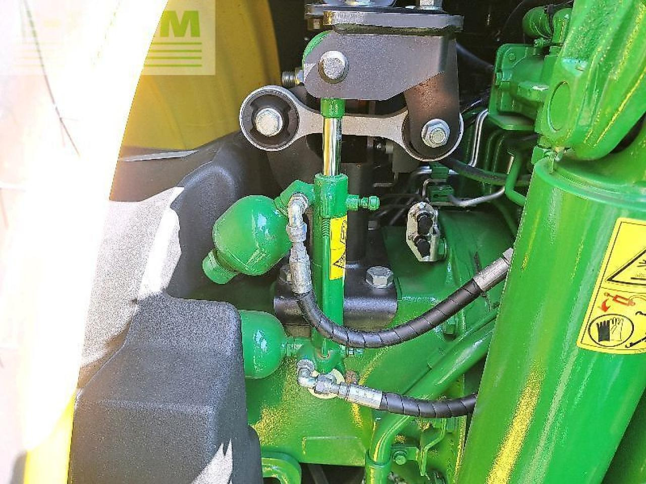 Farm tractor John Deere 6r195 / 6r195: picture 11