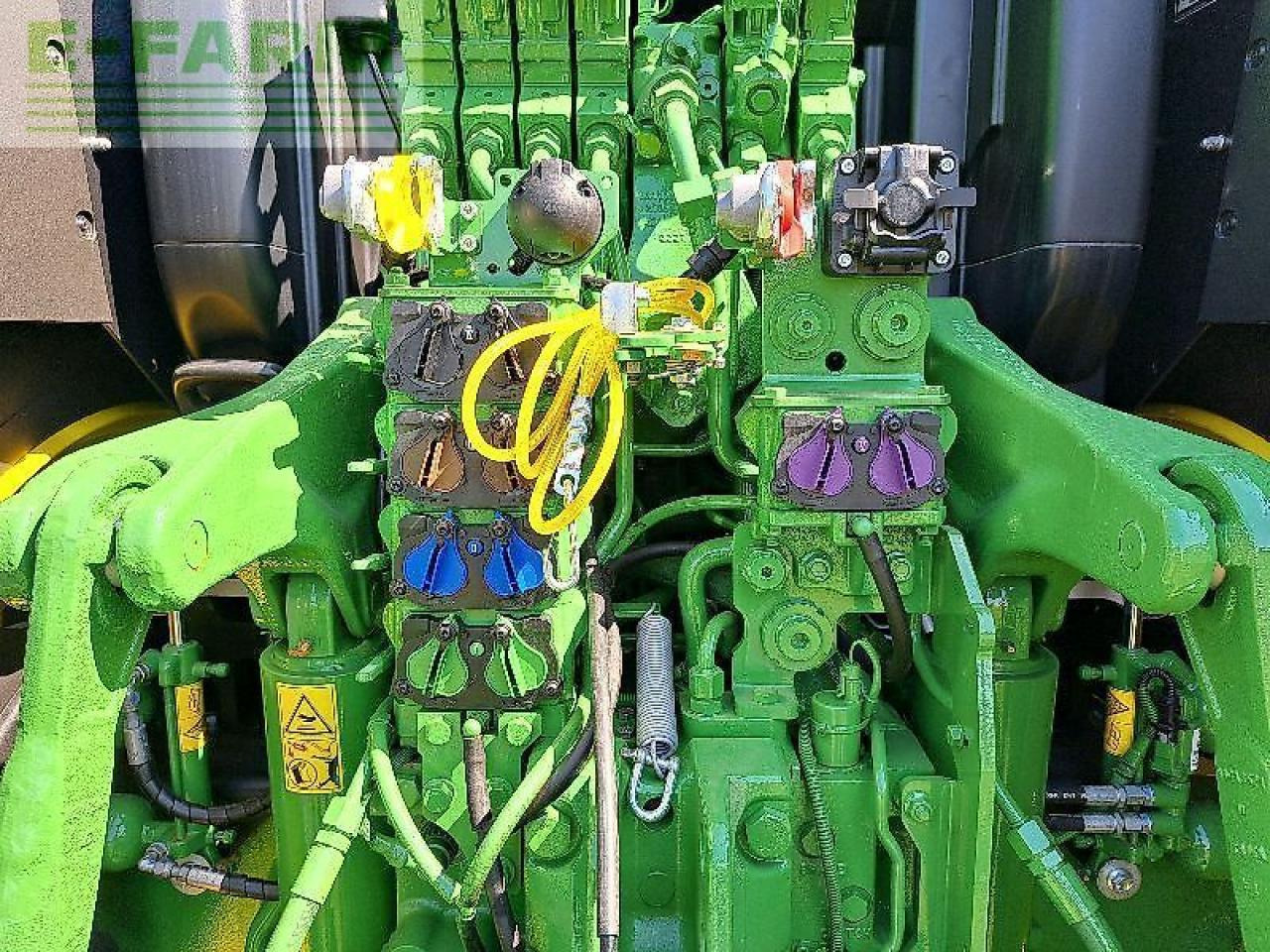 Farm tractor John Deere 6r195 / 6r195: picture 9