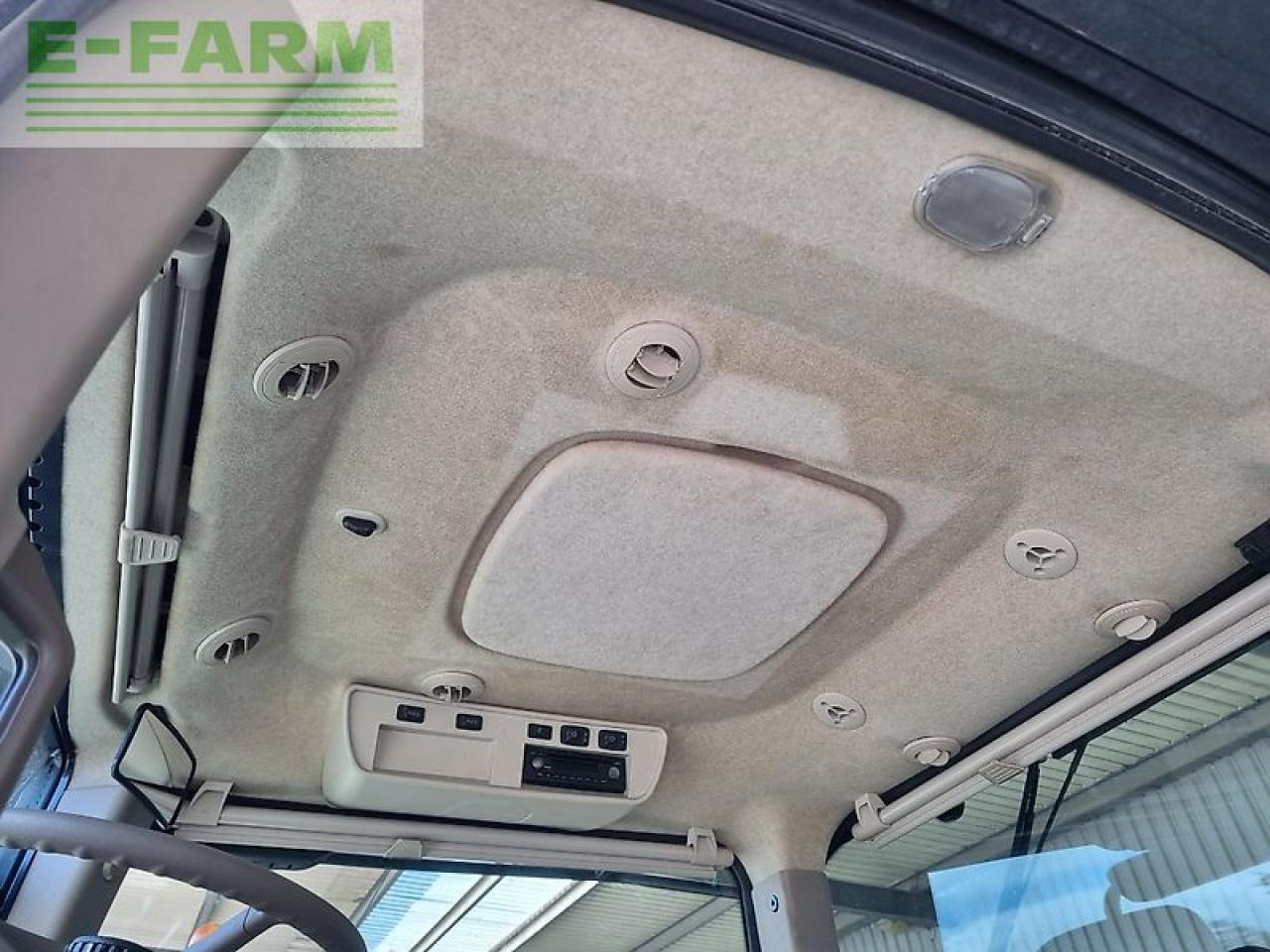 Farm tractor John Deere 7310r my17 ap 40: picture 19