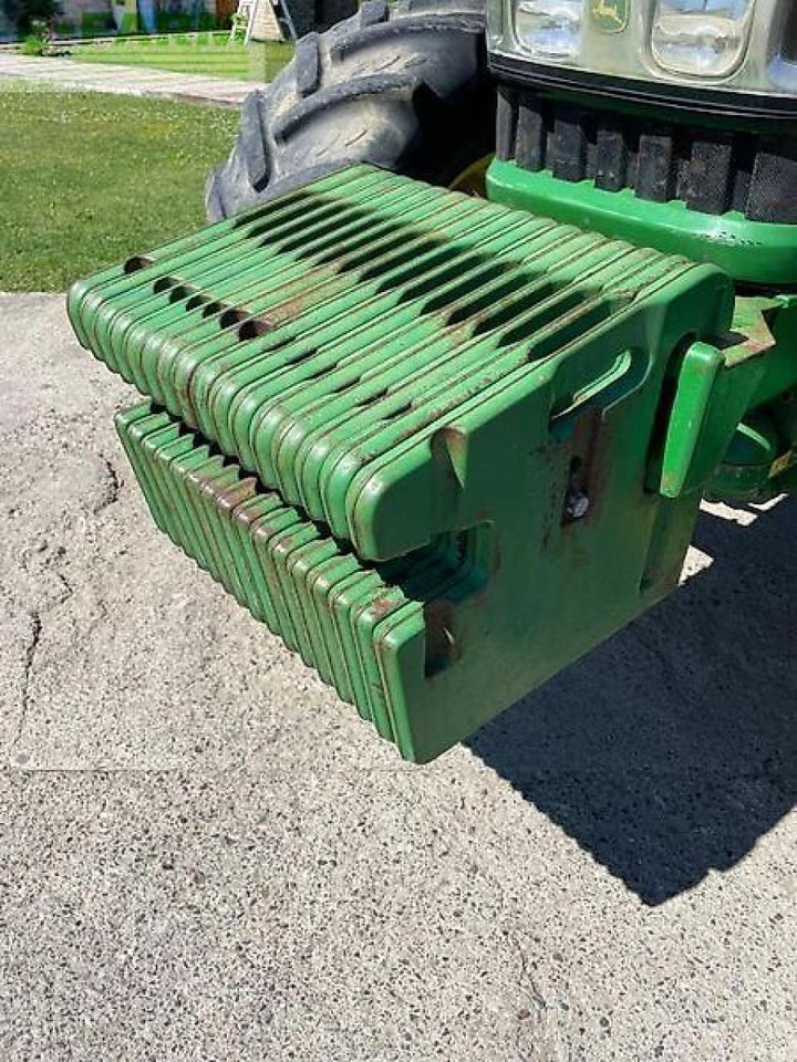 John Deere 7430 - Farm tractor: picture 3 John Deere 7430 - Farm tractor: picture 3