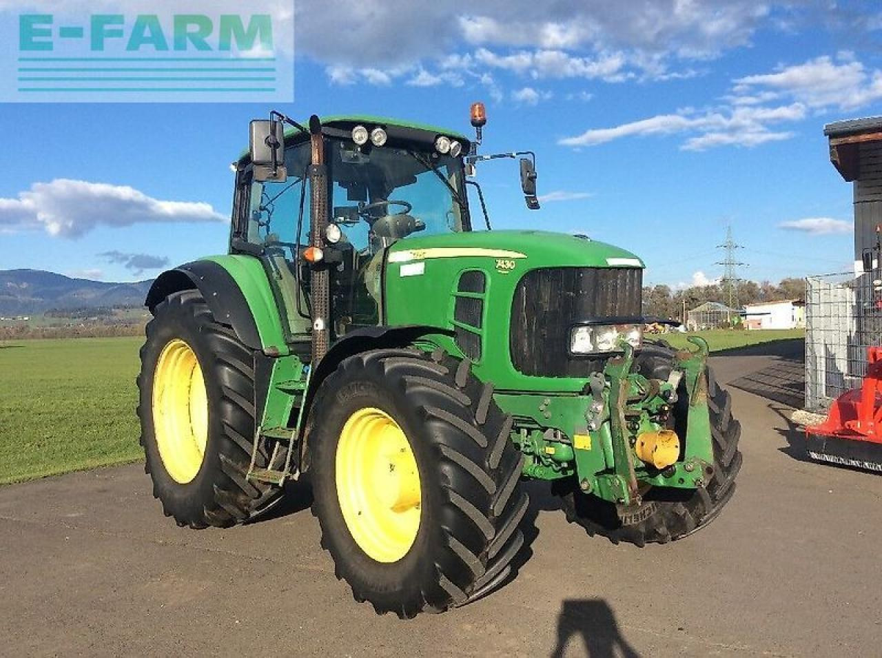 John Deere 7430 premium - Farm tractor: picture 1 John Deere 7430 premium - Farm tractor: picture 1