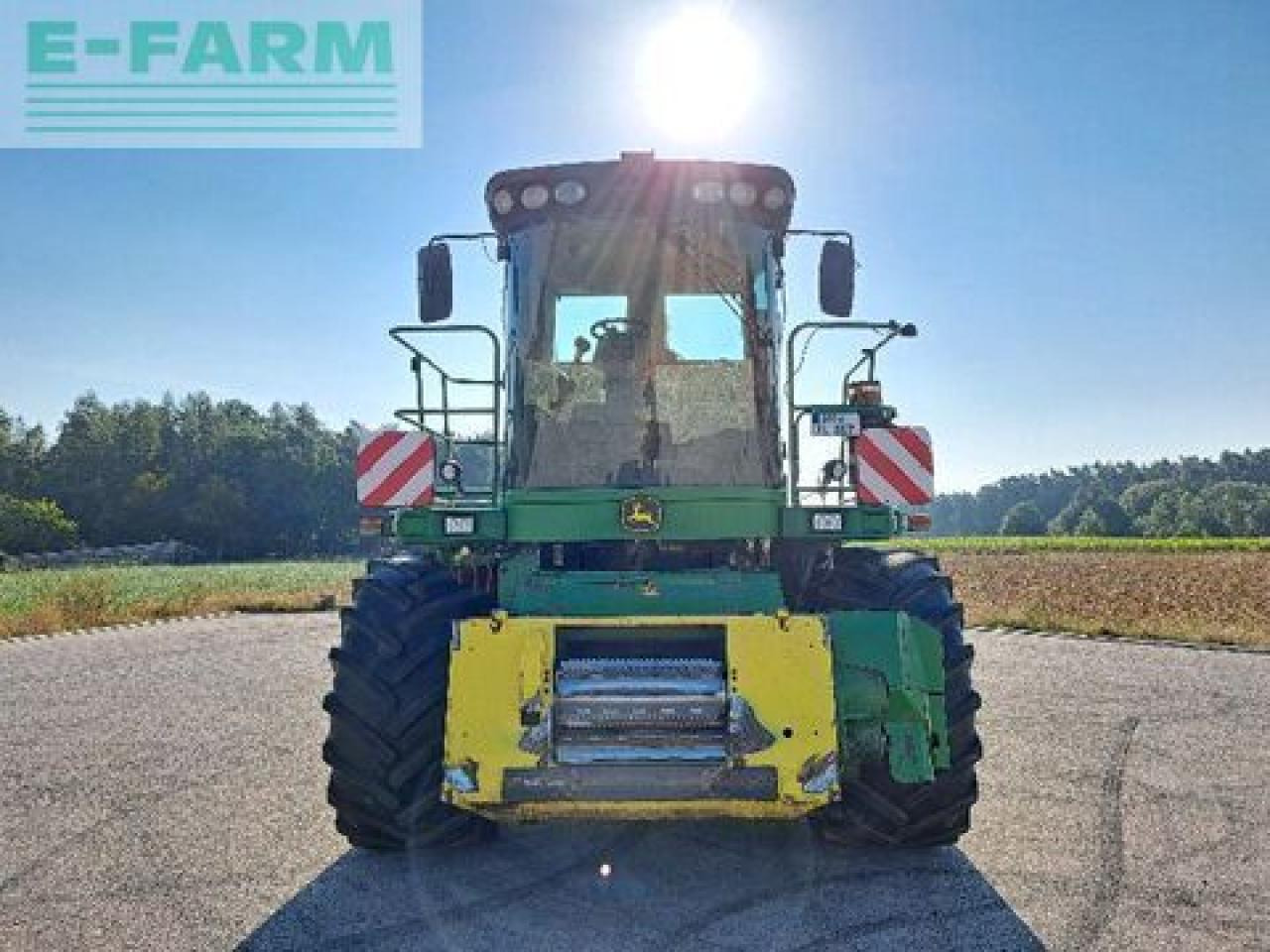 John Deere 7750 - Forage harvester: picture 2 John Deere 7750 - Forage harvester: picture 2