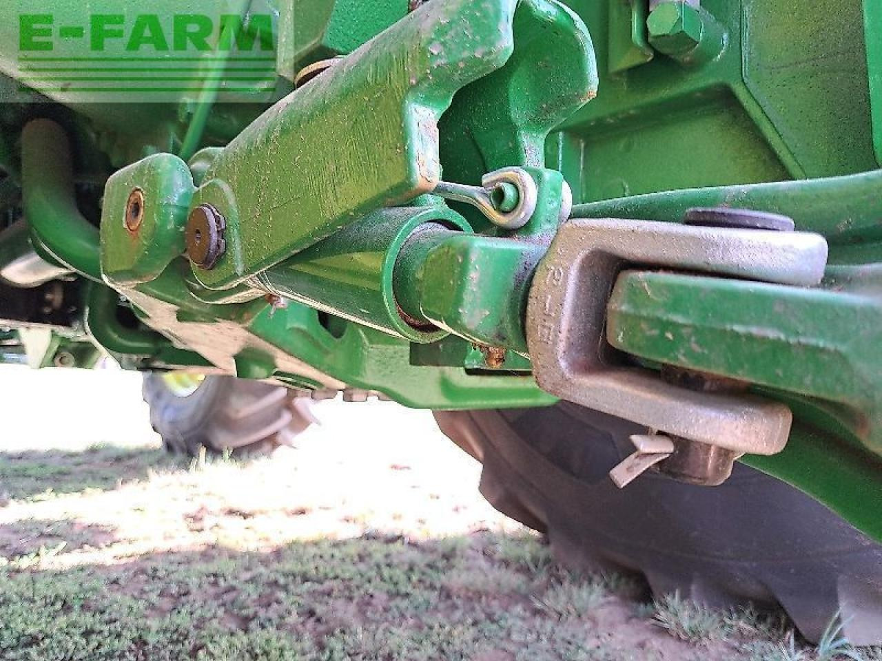 Farm tractor John Deere 7r 310 e23: picture 10