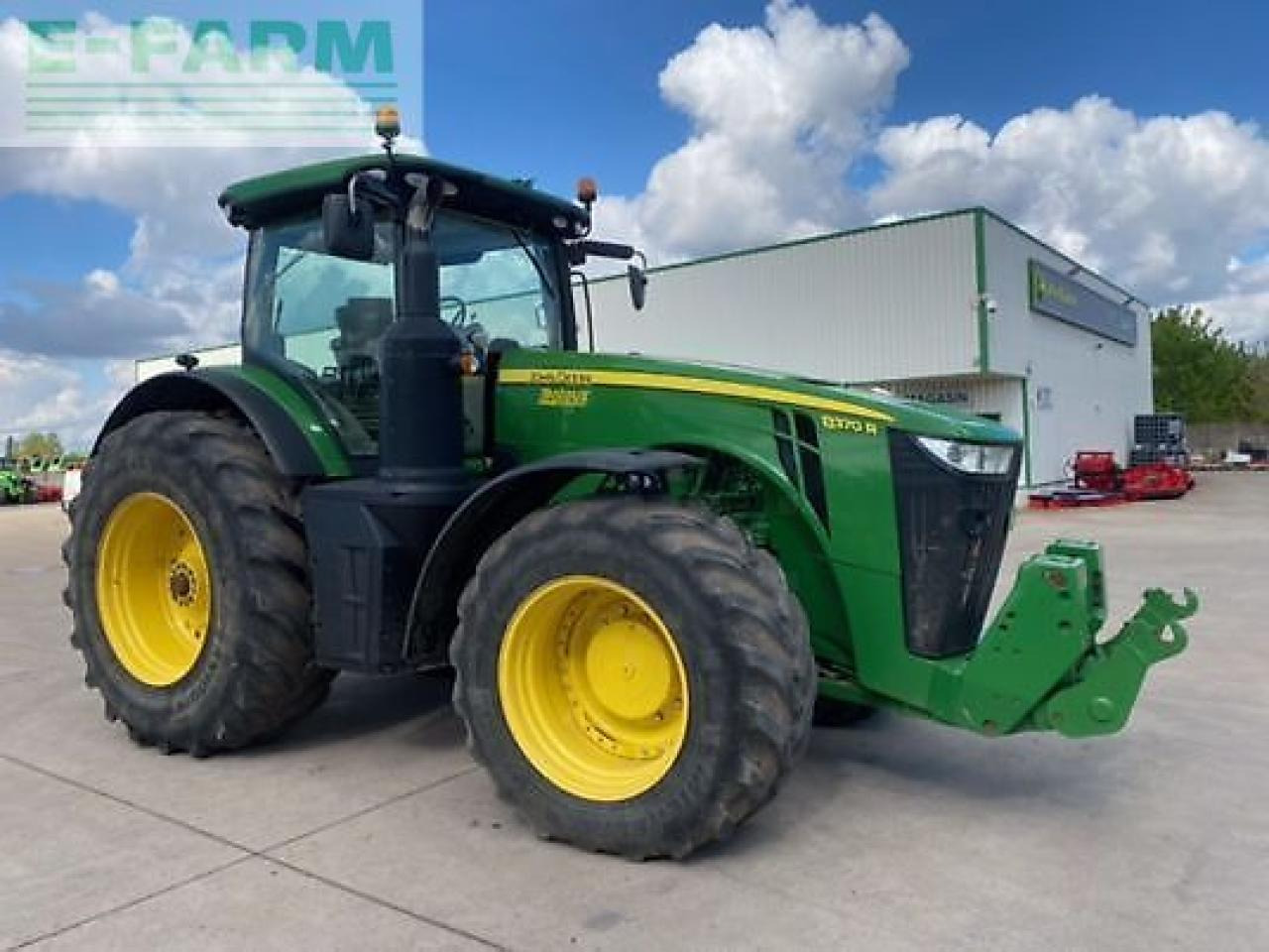 John Deere 8370r - Farm tractor: picture 3 John Deere 8370r - Farm tractor: picture 3