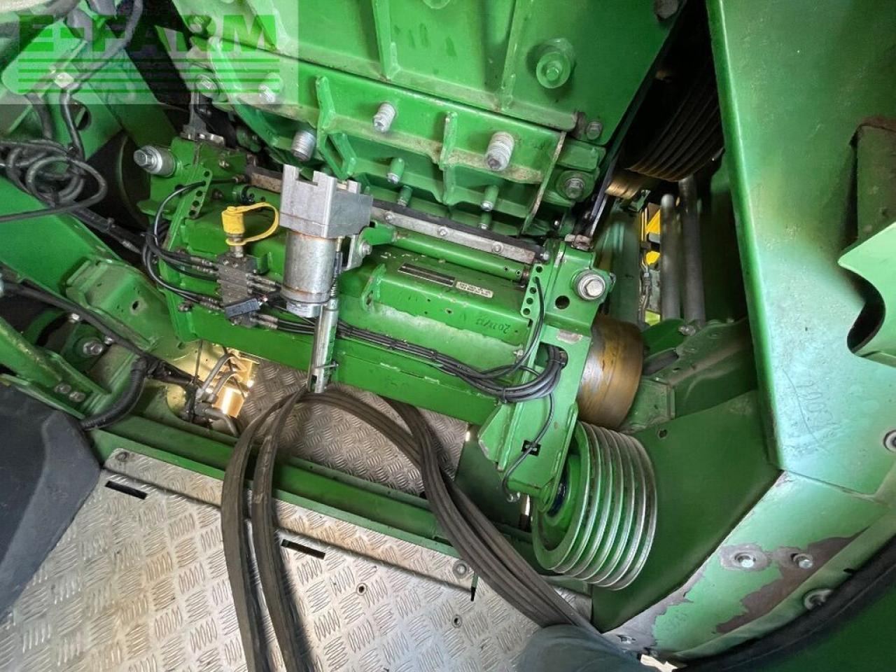 Forage harvester John Deere 8500: picture 18