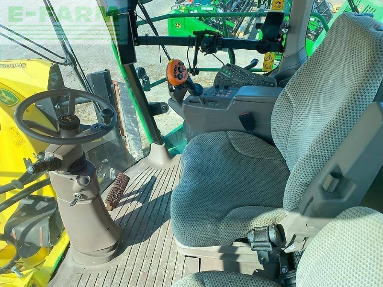 Forage harvester John Deere 8500 mit kemper 460 stalkbuster: picture 12