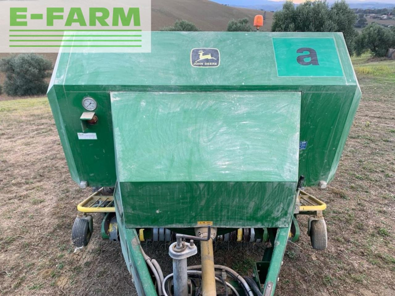 Square baler John Deere John Deere 690: picture 8