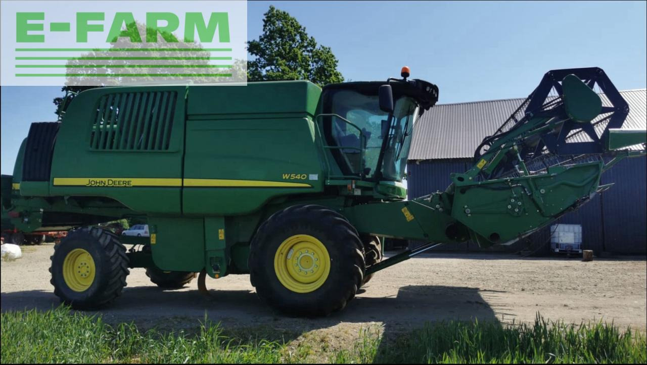 Combine harvester John Deere W540: picture 9