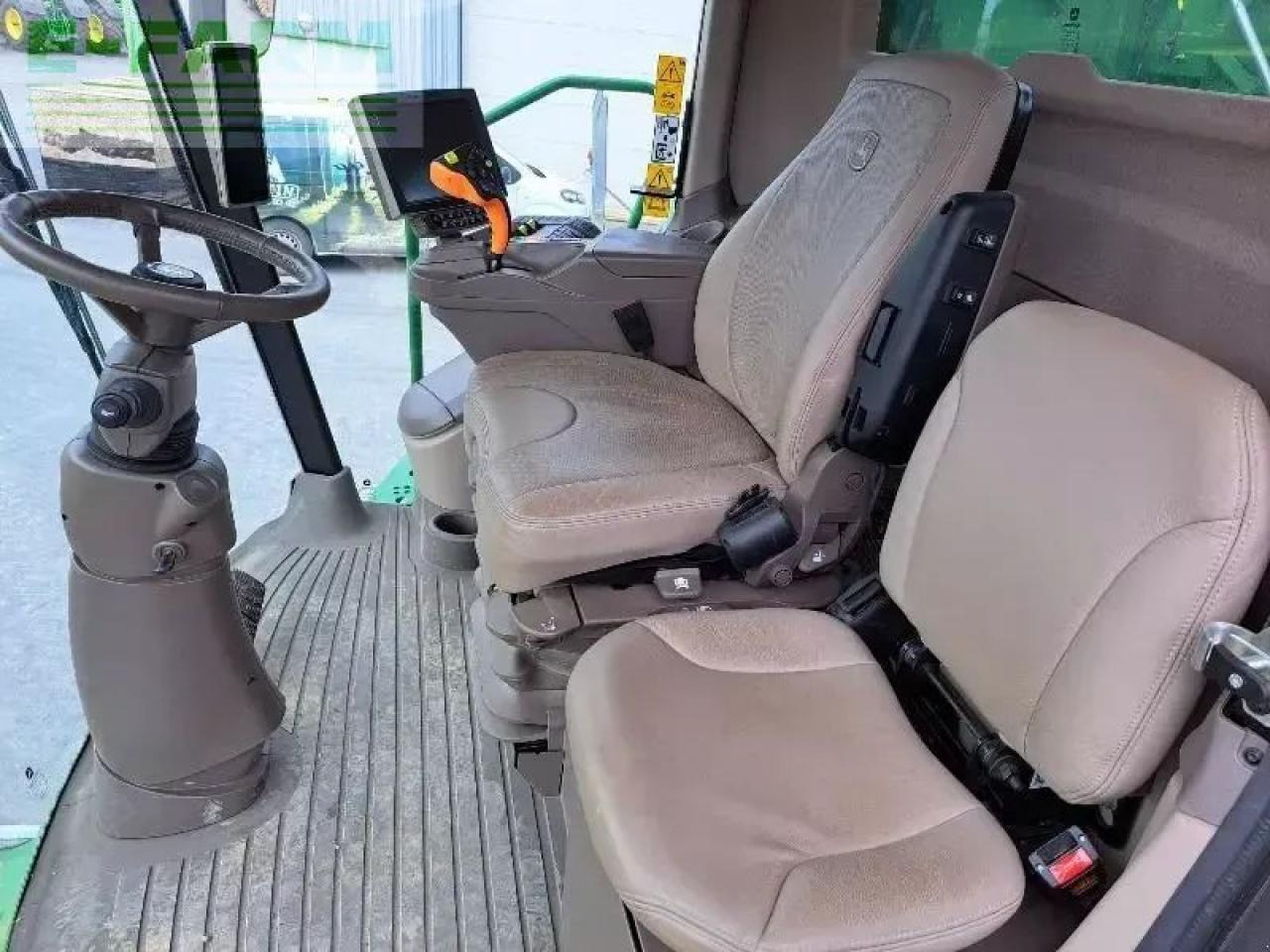 Combine harvester John Deere s780: picture 7