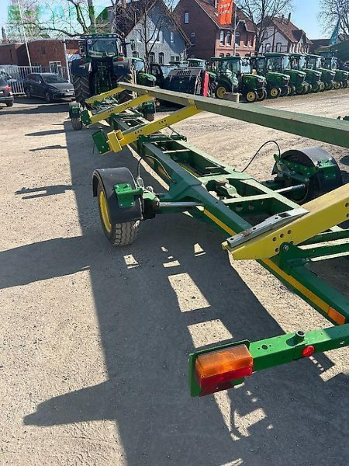 Combine harvester John Deere s790: picture 20