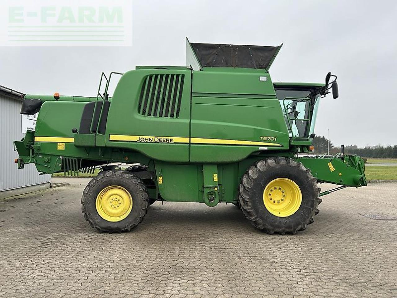 Combine harvester John Deere t670: picture 11