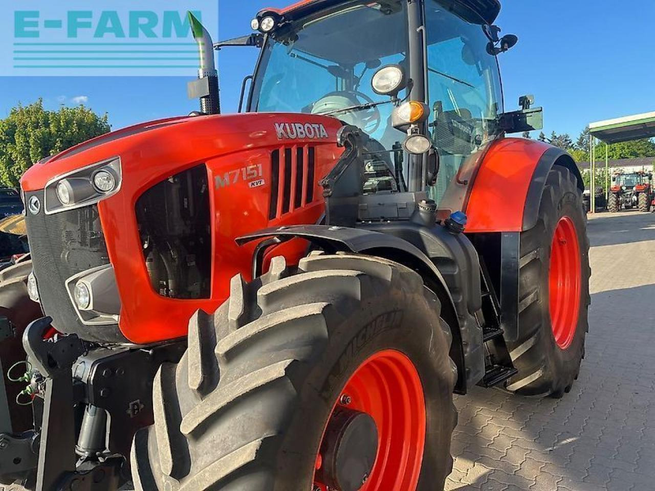 Kubota m7151 - Farm tractor: picture 3 Kubota m7151 - Farm tractor: picture 3