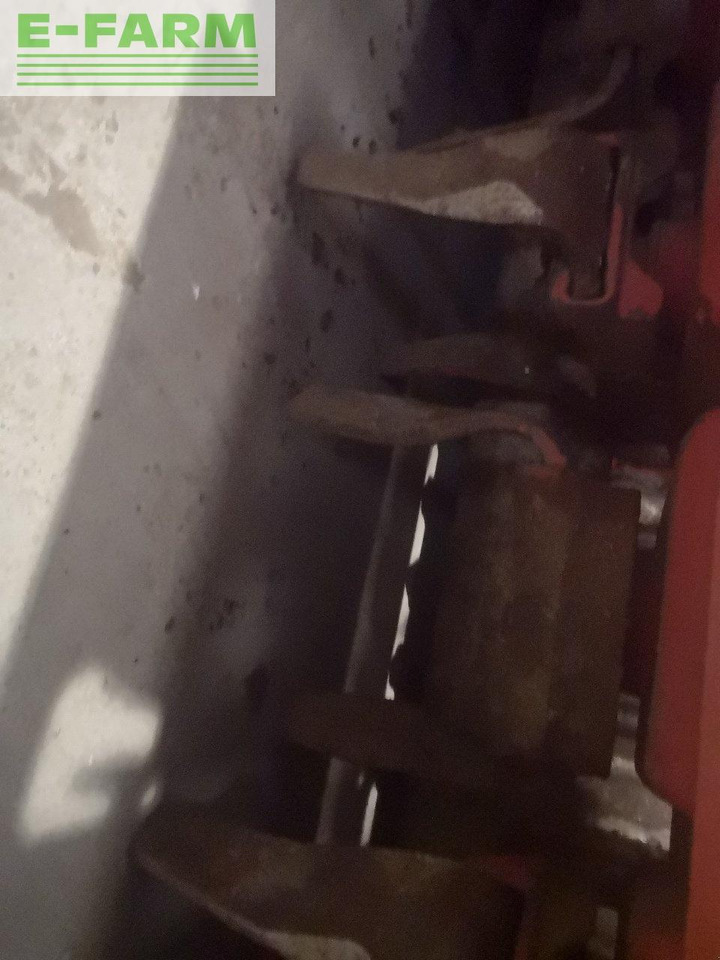 Kuhn hr 3004 - Soil tillage equipment: picture 5 Kuhn hr 3004 - Soil tillage equipment: picture 5