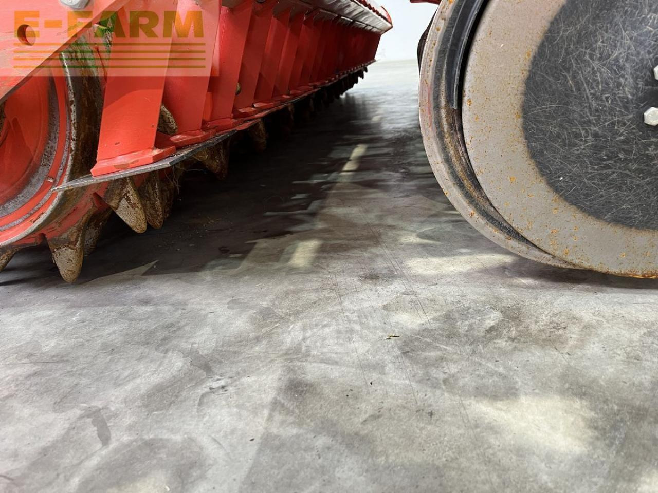 Combine seed drill Kuhn hrb 302 mit venta 330-24: picture 6