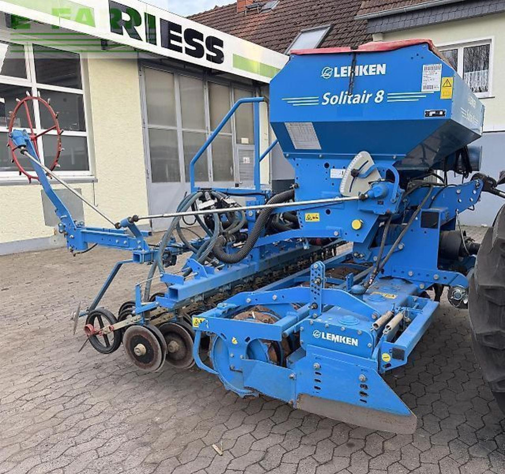 Lemken zirkon 12 + solitär 8 300 - Soil tillage equipment: picture 2 Lemken zirkon 12 + solitär 8 300 - Soil tillage equipment: picture 2