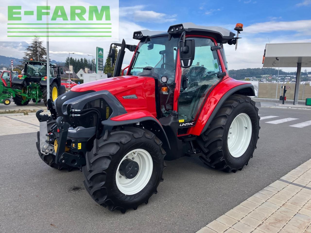 Lindner Lintrac 100 - Farm tractor: picture 1 Lindner Lintrac 100 - Farm tractor: picture 1