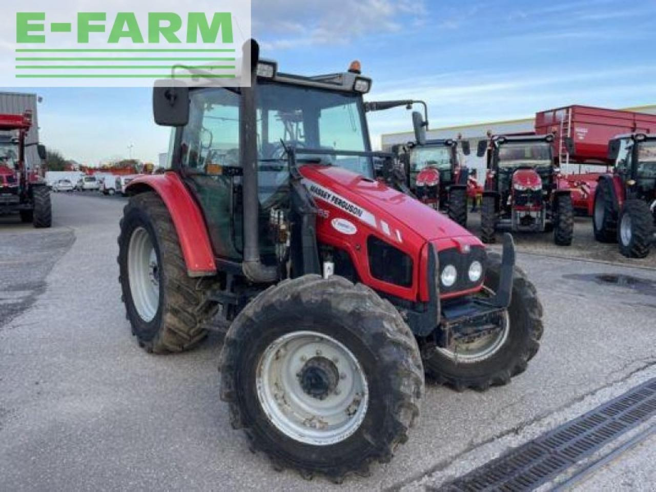 Massey Ferguson 5455 - Farm tractor: picture 2 Massey Ferguson 5455 - Farm tractor: picture 2