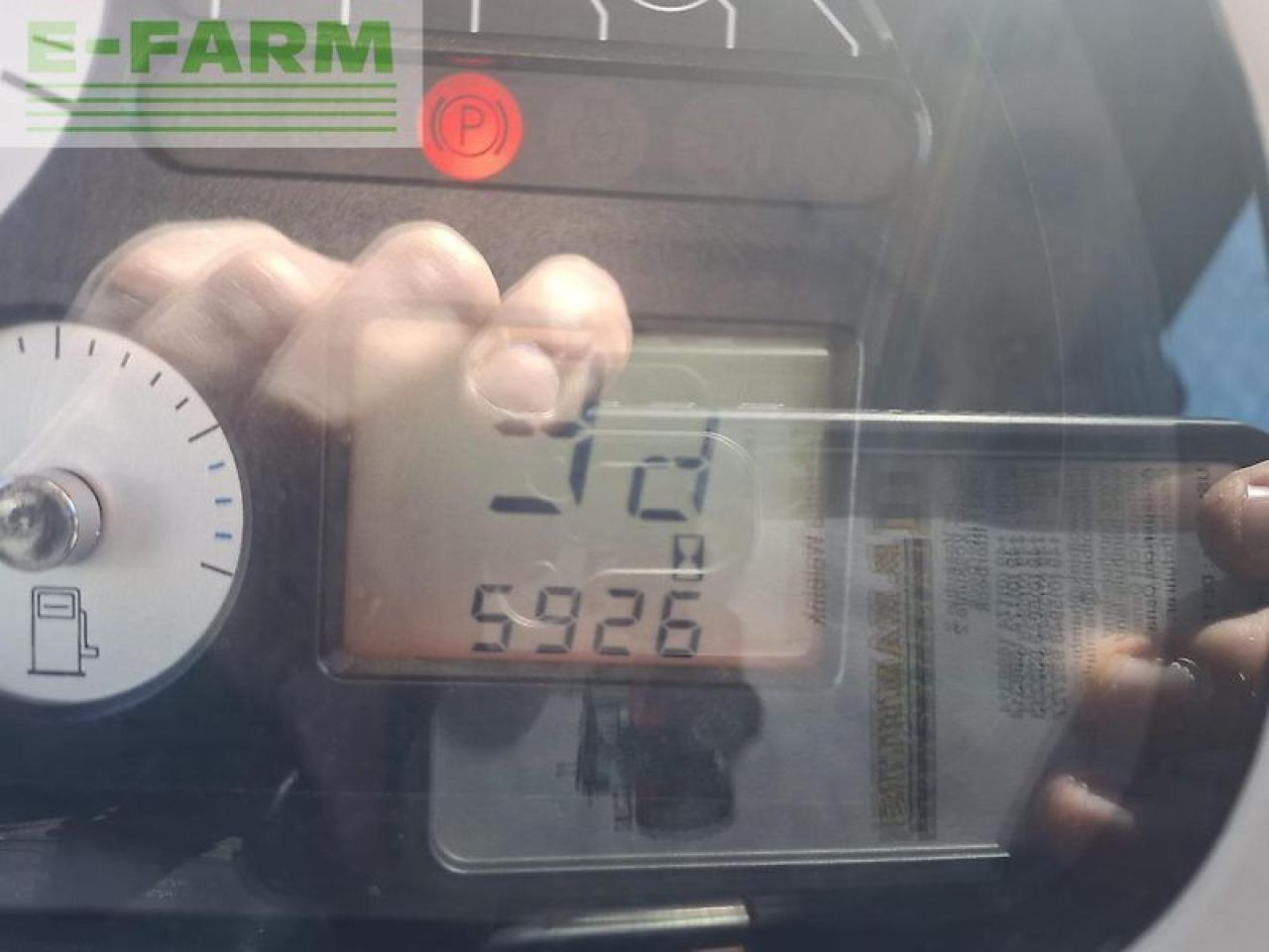 Farm tractor Massey Ferguson 6475: picture 40