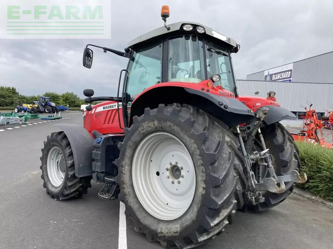 Massey Ferguson 7720 - Farm tractor: picture 3 Massey Ferguson 7720 - Farm tractor: picture 3