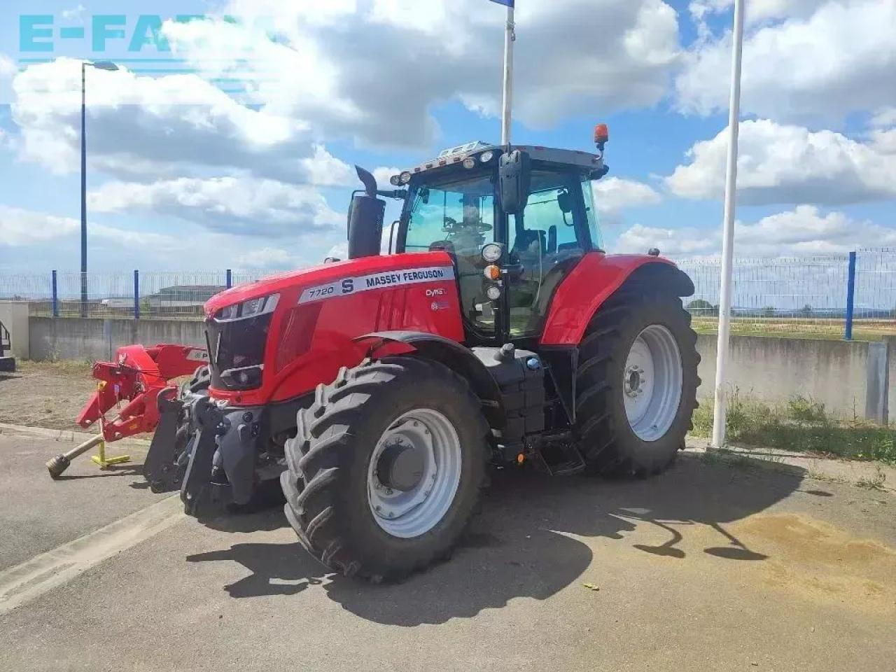 Massey Ferguson 7720 s - Farm tractor: picture 1 Massey Ferguson 7720 s - Farm tractor: picture 1