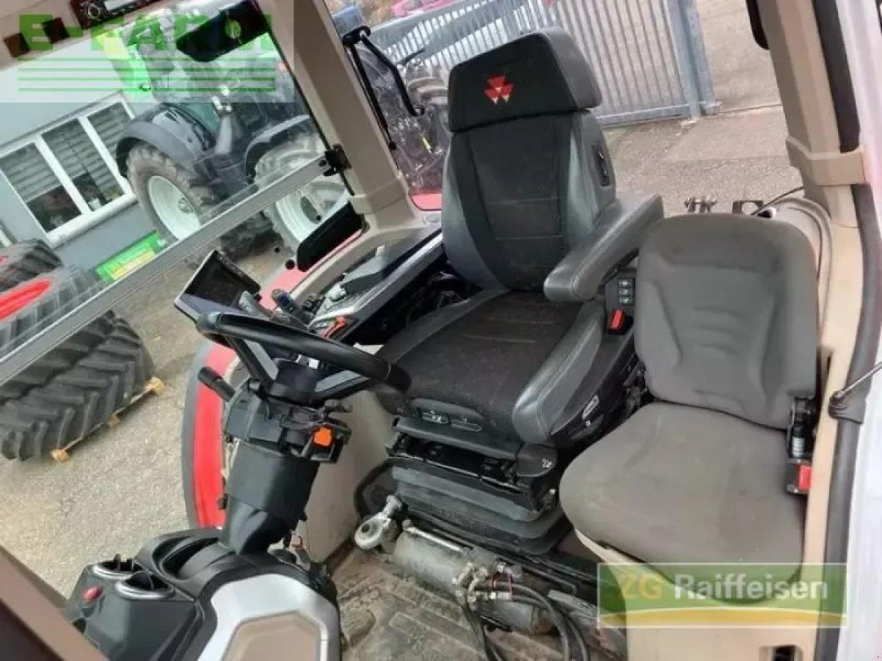 Farm tractor Massey Ferguson 8s305 exclusiv Exclusive: picture 10