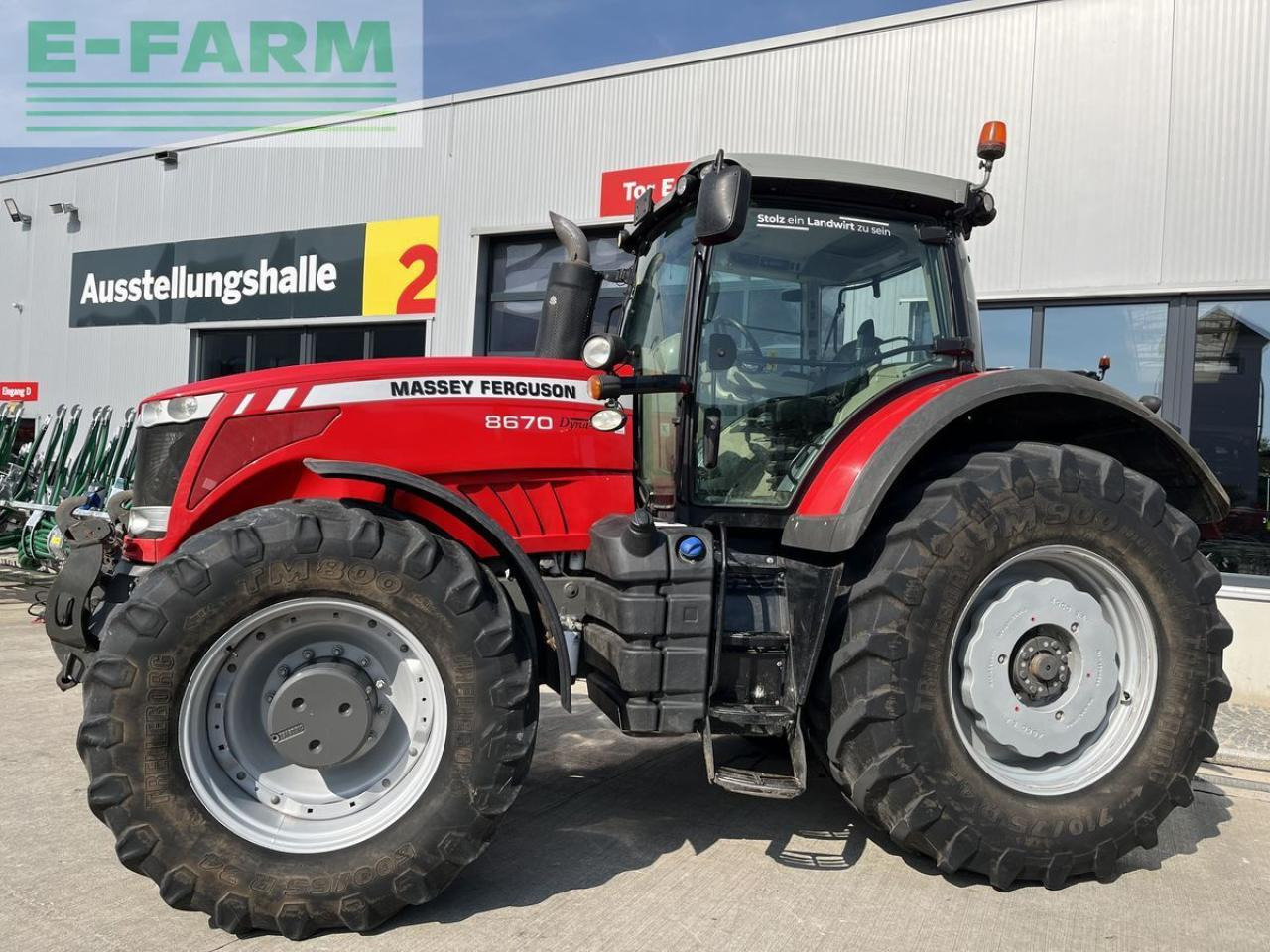 Massey Ferguson mf 8670 dyna-vt - Farm tractor: picture 2 Massey Ferguson mf 8670 dyna-vt - Farm tractor: picture 2