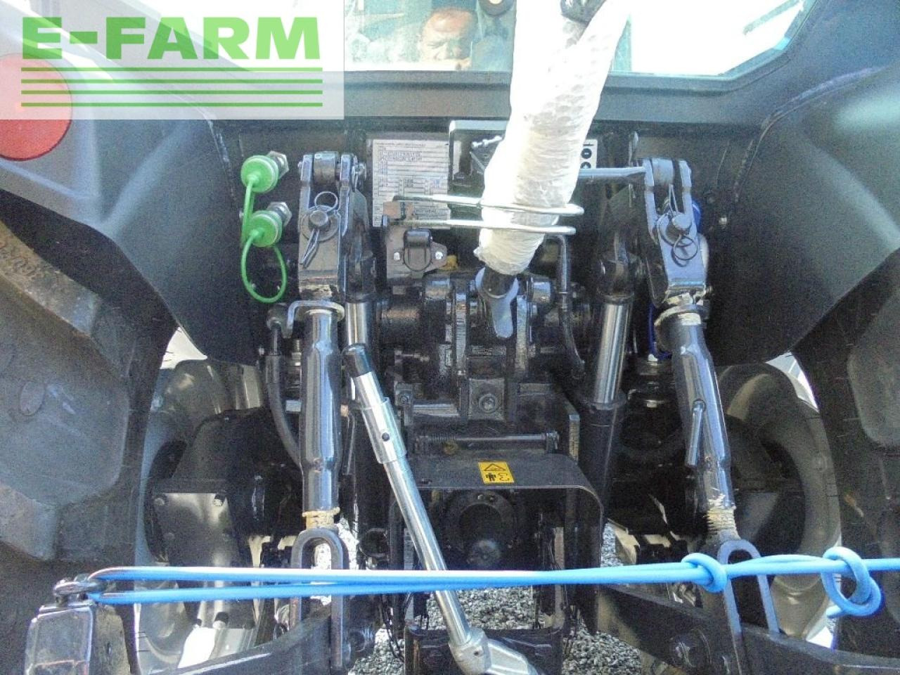 McCormick x2.055 - Farm tractor: picture 5 McCormick x2.055 - Farm tractor: picture 5