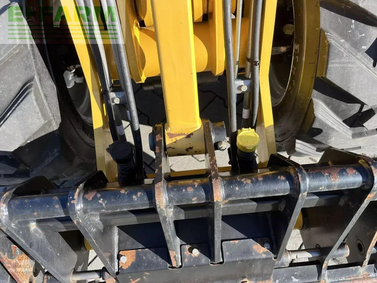 Mustang 340 mit euroaufnahme hydraulisch - Wheel loader: picture 4 Mustang 340 mit euroaufnahme hydraulisch - Wheel loader: picture 4