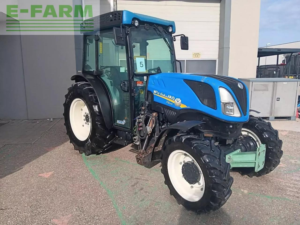 New Holland t4.90 f F - Farm tractor: picture 1 New Holland t4.90 f F - Farm tractor: picture 1