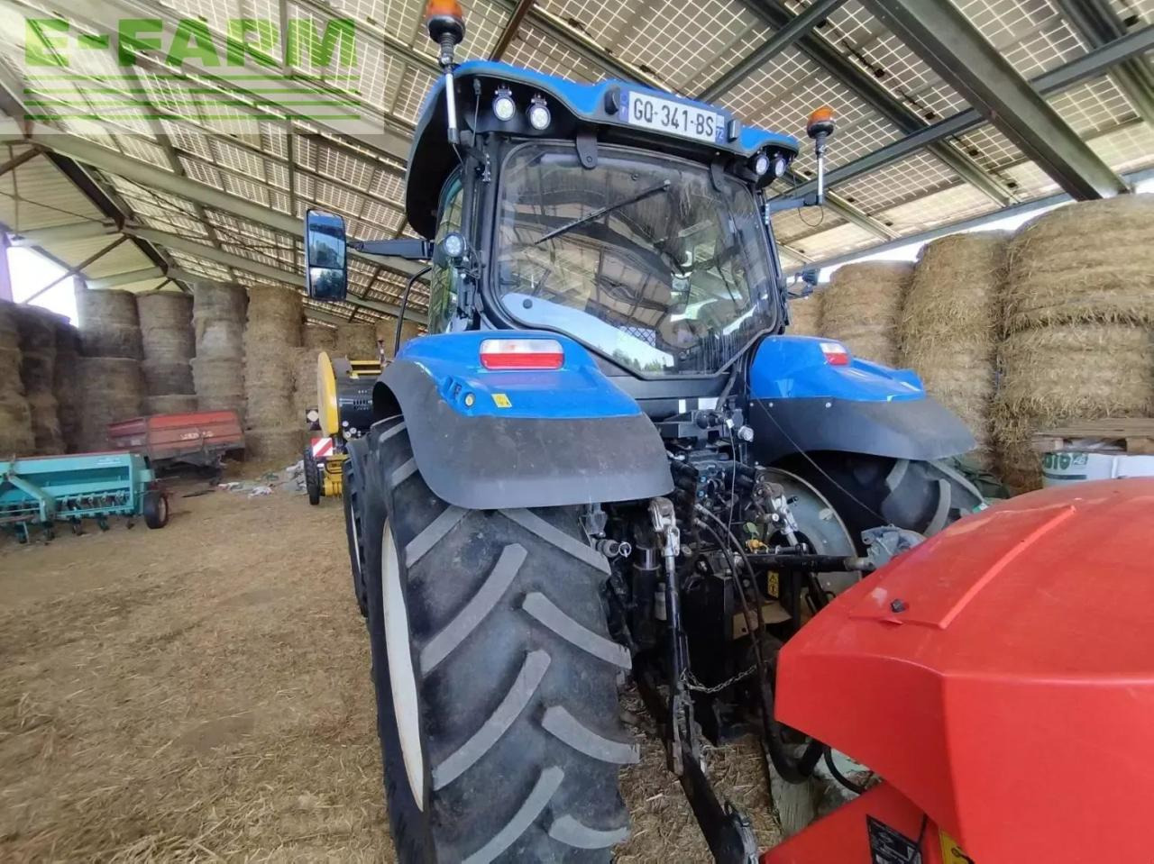 New Holland t6 145 ec - Farm tractor: picture 4 New Holland t6 145 ec - Farm tractor: picture 4