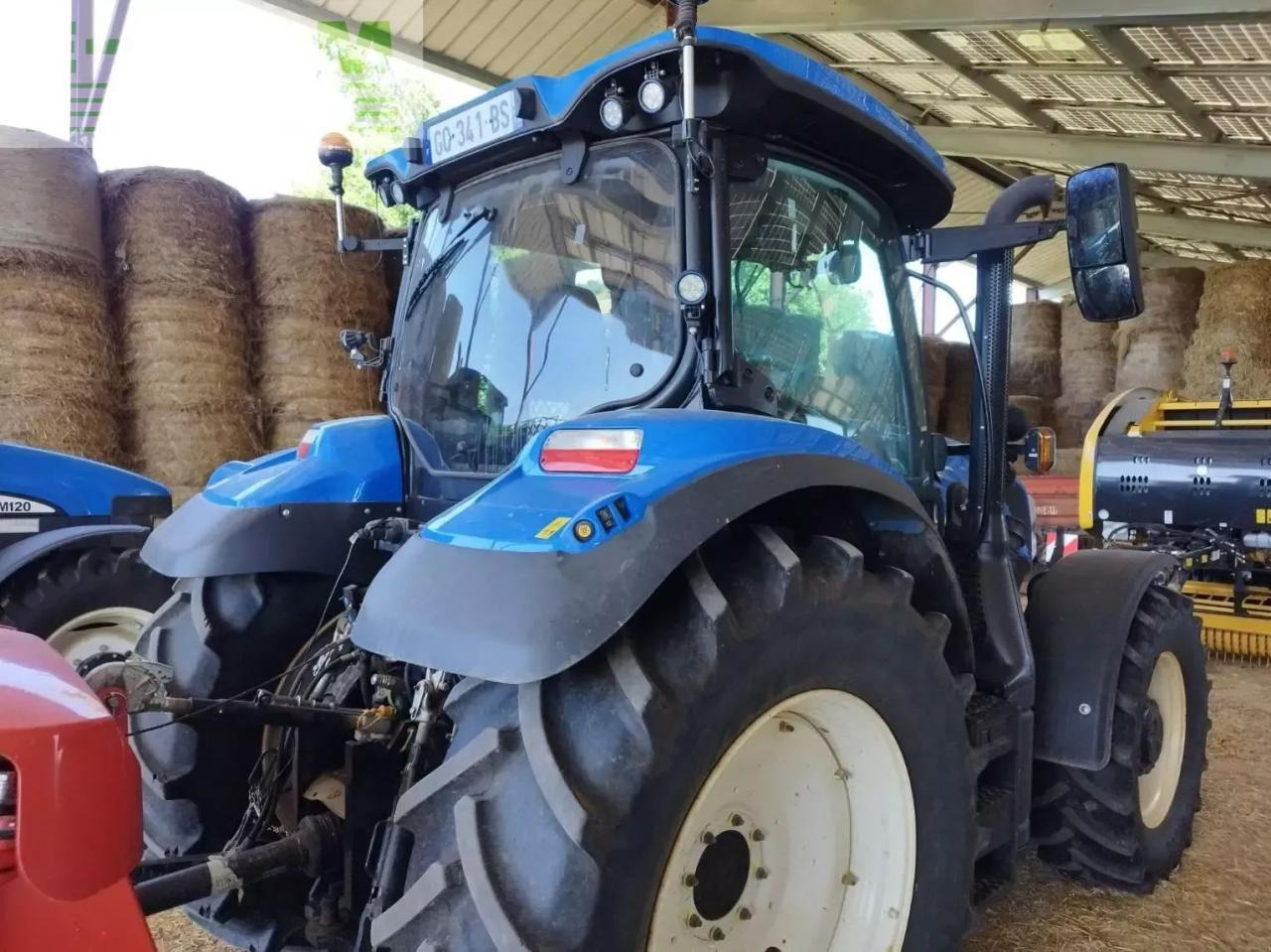 New Holland t6 145 ec - Farm tractor: picture 5 New Holland t6 145 ec - Farm tractor: picture 5