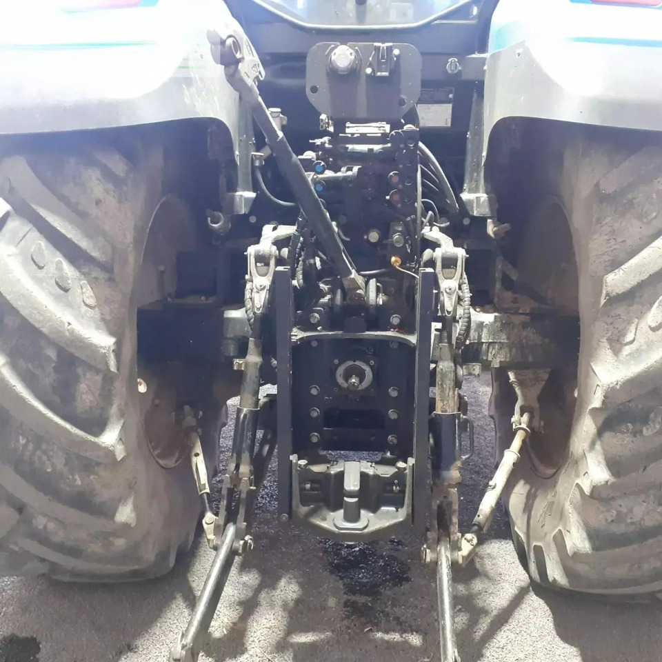 Farm tractor New Holland t7.165s S: picture 6