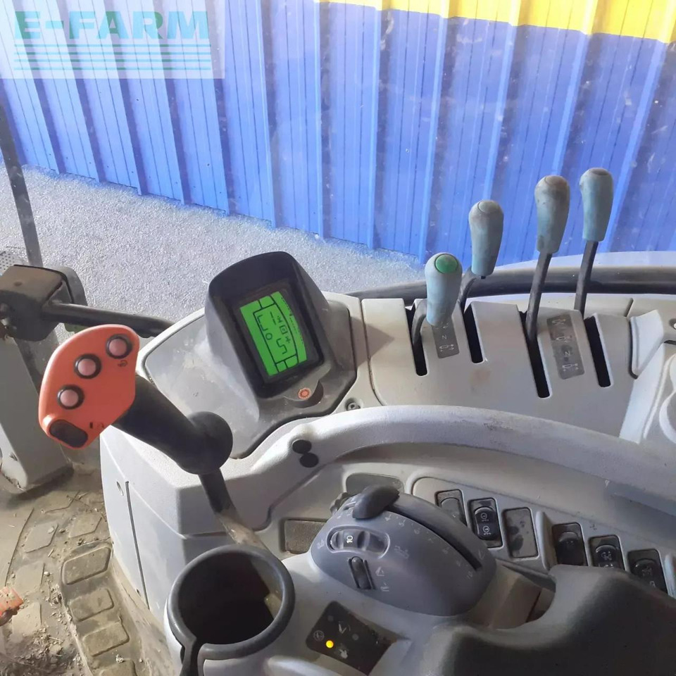 Farm tractor New Holland t7.165s S: picture 8