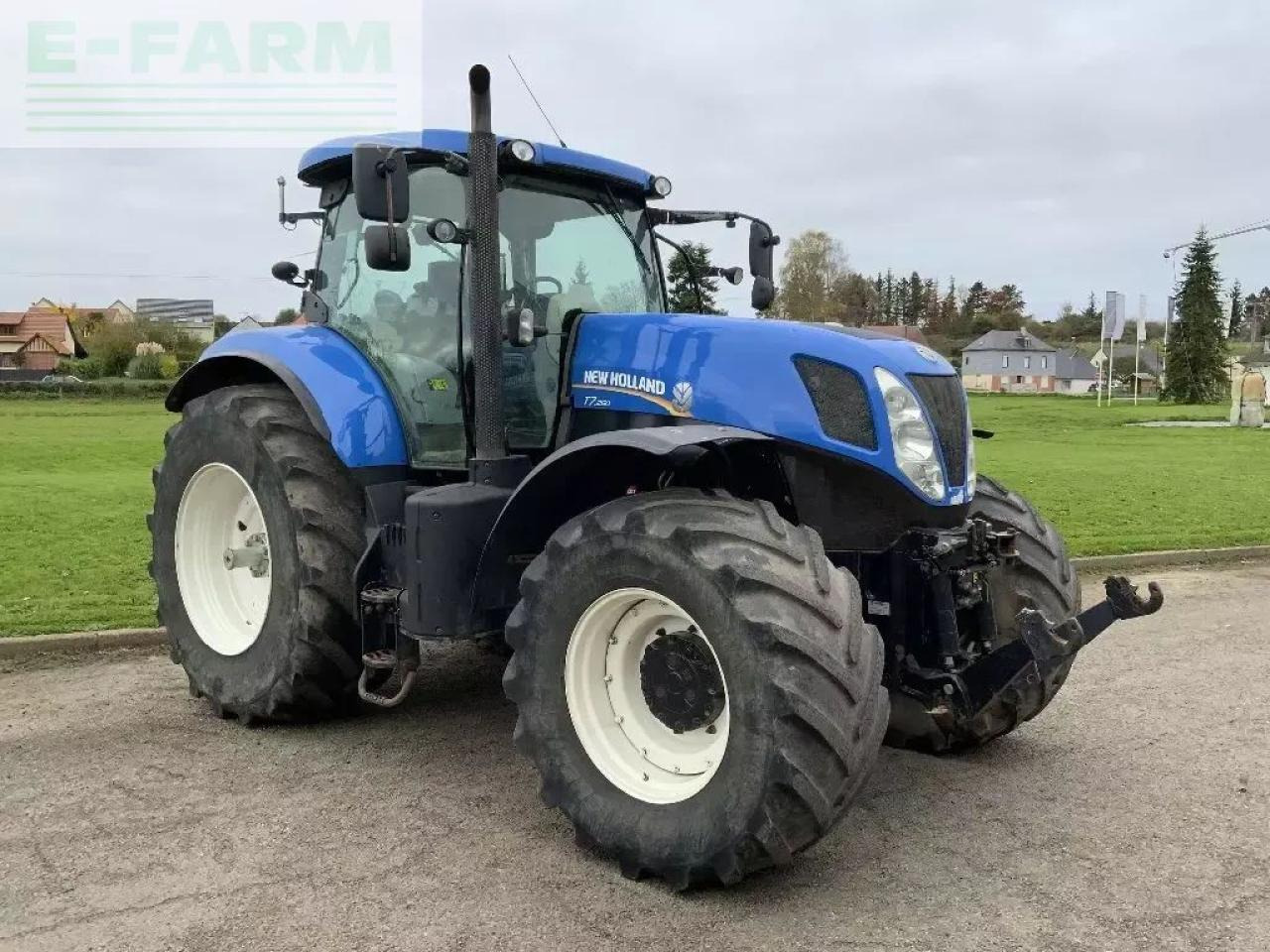 New Holland t7.250 - Farm tractor: picture 2 New Holland t7.250 - Farm tractor: picture 2
