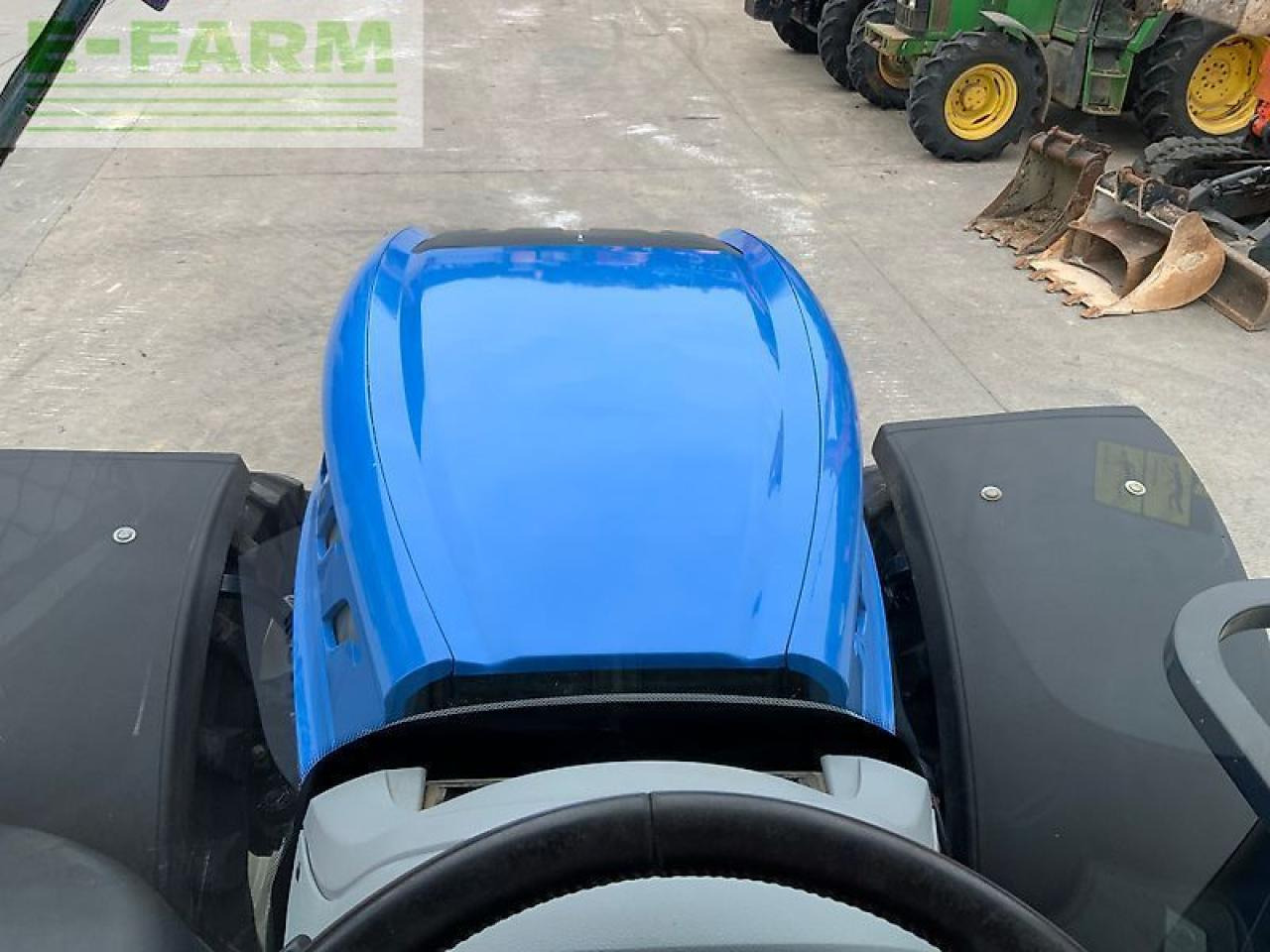 Farm tractor New Holland t7.290 tractor (st24455): picture 21