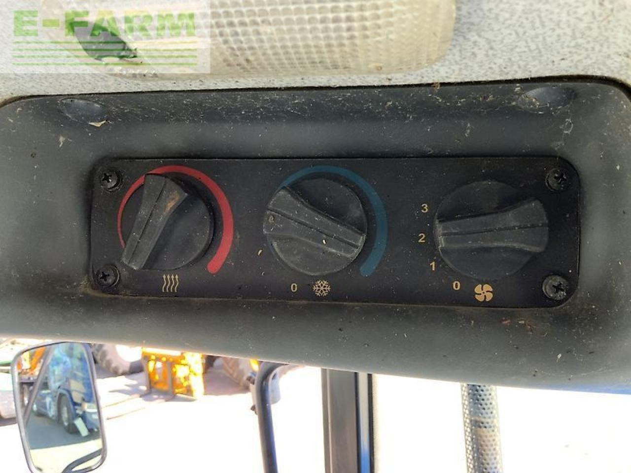 Farm tractor New Holland td80d tractor (st23818) D: picture 22