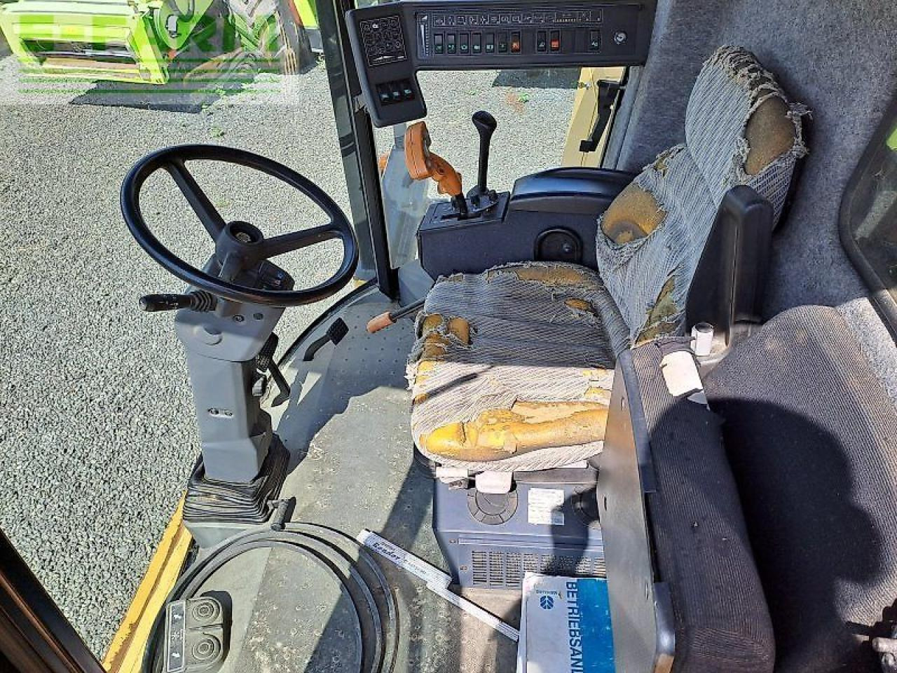 Combine harvester New Holland tf 78: picture 11