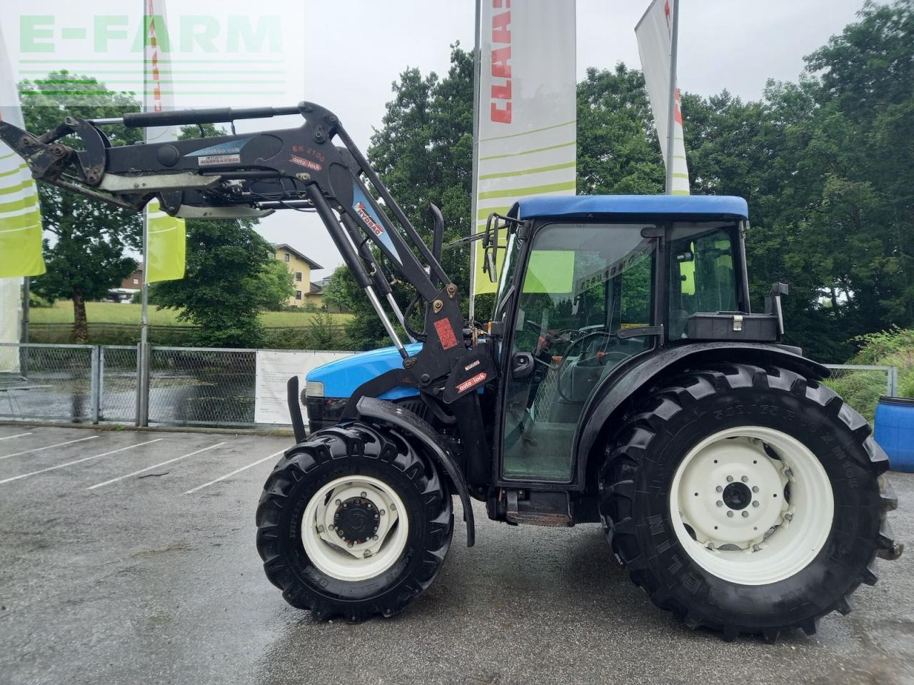 New Holland tn-d 70 D - Farm tractor: picture 1 New Holland tn-d 70 D - Farm tractor: picture 1