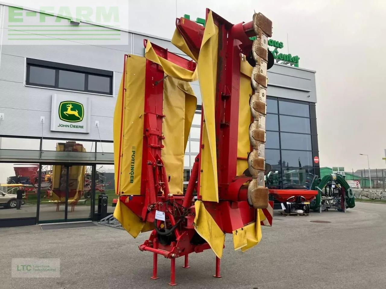 Pöttinger novacat v 8600 - Mower: picture 1 Pöttinger novacat v 8600 - Mower: picture 1